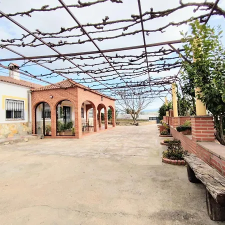 Fuente De La Higuera Holiday home *